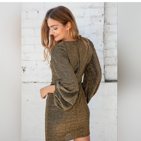 SUGARFOX V Neck Bubble Sleeve Gold Glitter Bodycon Dress size 2x NWOT - Picture 8 of 8